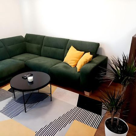 Stylovy Apartman V Samorine Zewnętrze zdjęcie